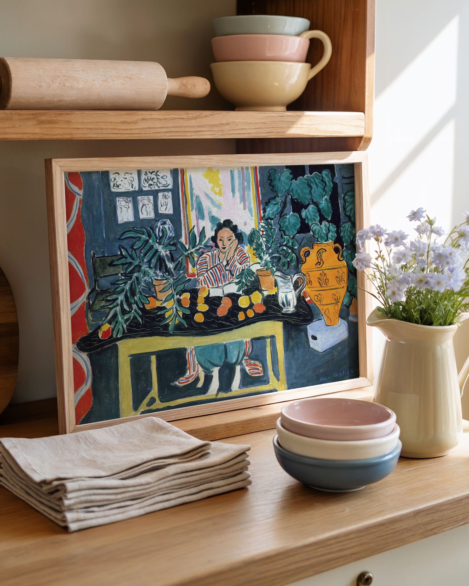 Henri Matisse - Interior with Etruscan Vase